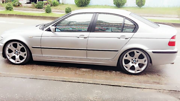 BMW 318ia E46 ปี03 อยากได้เท่าไหร่ต่อรองได้ครับ
