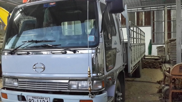 ขาย รถบรรทุก 6 ล้อ HINO FD3KLA