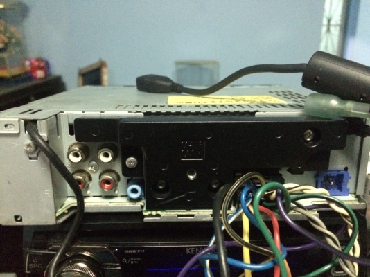 Pioneer DEH-P620 รุ่นใหญ่ USB Ipod MP3-RW CD-RW AUX ปรีเอ้า2ชุด หน้าจดสไลด์ไฟฟ้า กราฟฟิก EQ7แบน คุมกล่องCD มือ2 ญี่ปุ่น