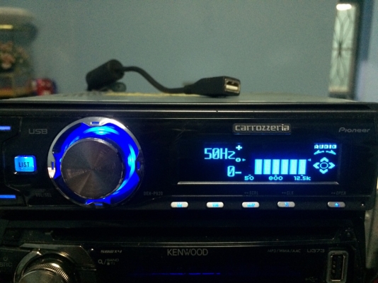 Pioneer DEH-P620 รุ่นใหญ่ USB Ipod MP3-RW CD-RW AUX ปรีเอ้า2ชุด หน้าจดสไลด์ไฟฟ้า กราฟฟิก EQ7แบน คุมกล่องCD มือ2 ญี่ปุ่น