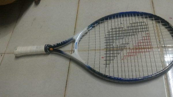 ไม้เทสนิส BRIDGESTONE อย่างดีคุณภาพสูงสำหรับเด็ก น้ำหนักเบามากแค่ 180 กรัม (ขายเป็นคู่ 600 บาท ) ไม้เทสนิส BRIDGESTONE อย่างดีคุณภาพสูงสำหรับเด็ก น้ำหนักเบามากแค่ 180 กรัม (ขายเป็นคู่ 600 บาท )