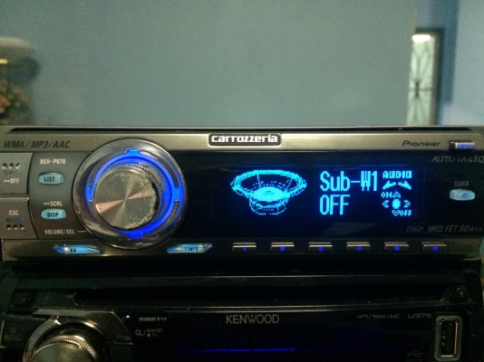 Pioneer DEH-P070 MP3 CD EQ13แบน กราฟฟิกหน้าจอ CROSSOVERในตัว ปรีเอ้า2ชุด คุมกล่องCD มือ2 ญี่ปุ่น