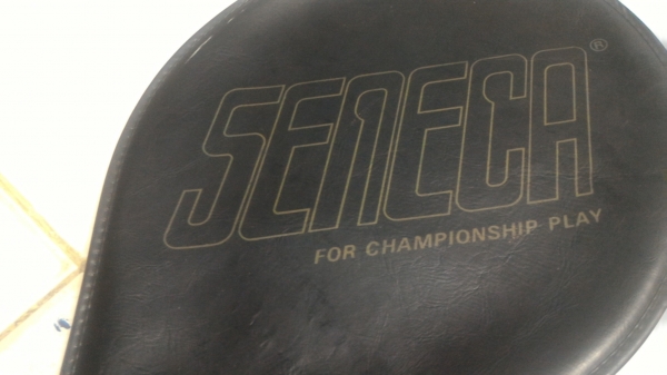 ไม้เทสนิสผู้ใหญ่ระดับแชมป์ SENECA เป็นโครงอลูมีเนียม แข็งแรงน้ำหนักเบาแข็งแรง