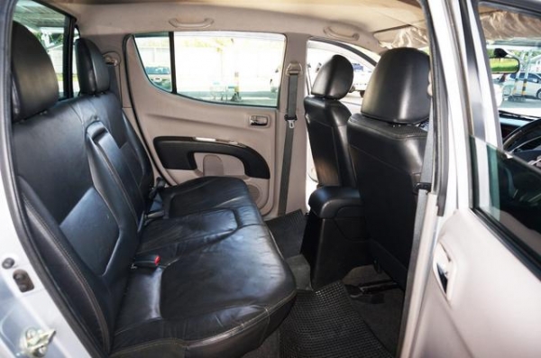 2011 MITSUBISHI TRITON 3.2 GLS DOUBLE CAB LIMITED 4WD 2011 MITSUBISHI TRITON 3.2 GLS DOUBLE CAB LIMITED 4WD