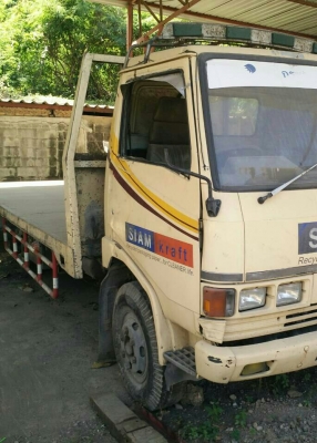 หกล้อ HiNO FC114WO4D117แรง ช่วงยาว 5 ม สภาพพร้อมใช้ ทะเบียนพร้อมโอน