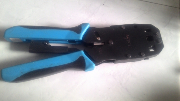 ขายคีมเข้าหัว RJ 10 ขายคีมเข้าหัว RJ 10