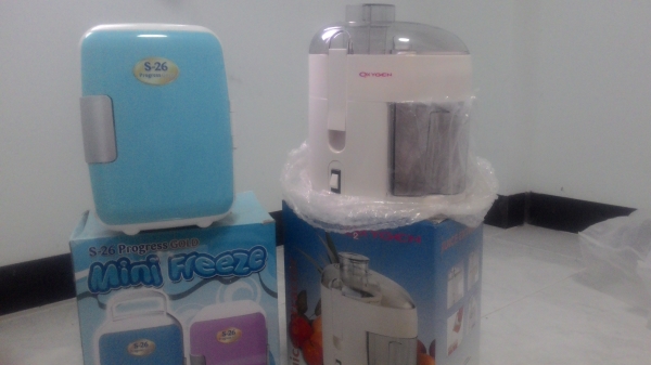 ตู้เย็นเล็ก ใช้ได้ทั้ง รถ 12v และ บ้าน