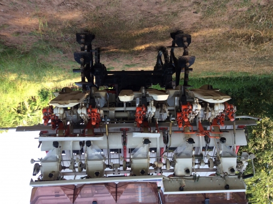 ขายรถดำนาคูโบต้า5แถว ขายรถดำนาคูโบต้า5แถว