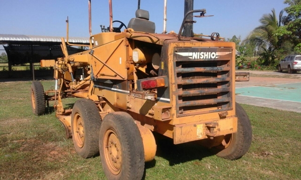 ขายรถ เกรด KOMATSU GD305 A-1 เอวอ่อนสภาพสวยพร้อมไช้เอกสารสัญญาซื้อขาย ขายรถ เกรด KOMATSU GD305 A-1 เอวอ่อนสภาพสวยพร้อมไช้เอกสารสัญญาซื้อขาย