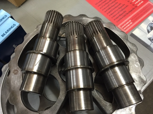 เพลาลูกเบี้ยวPC60-5 ของถอดสถาพสวย