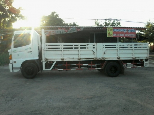 6ล้อHino FC9J Mega500ปี56ยูโร3เครื่อง145แรงกระบะเหล็กยาว5.50เมตร 6ล้อHino FC9J Mega500ปี56ยูโร3เครื่อง145แรงกระบะเหล็กยาว5.50เมตร