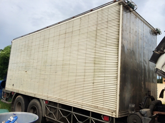 10ล้อตู้เปียก195แรง...HINO FL3HNKA-10683 เครื่องHO7D-A88627...รถปี2536 สภาพดี..สวย เล่มพร้อม