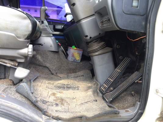 10ล้อตู้เปียก195แรง...HINO FL3HNKA-10683 เครื่องHO7D-A88627...รถปี2536 สภาพดี..สวย เล่มพร้อม