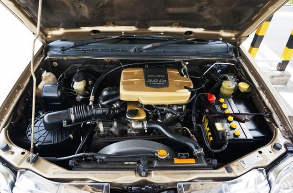 2004 THAI RUNG ADVENTURE 3.0 MASTER (4WD)