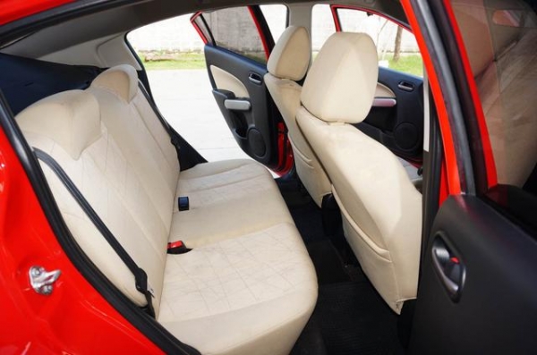 2013 MAZDA MAZDA 2 1.5 Groove 2013 MAZDA MAZDA 2 1.5 Groove