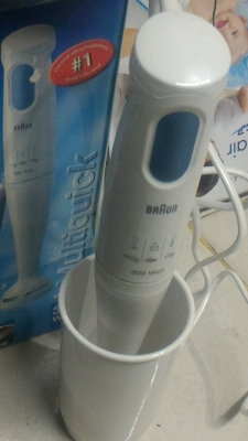 เครื่องปั่นบดสับ BRAUN แบบมือถือสะสะดวกกับการใช้งานเปลี่ยนหัวได้ถอดล้างทำความสะอาดง่าย