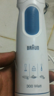 เครื่องปั่นบดสับ BRAUN แบบมือถือสะสะดวกกับการใช้งานเปลี่ยนหัวได้ถอดล้างทำความสะอาดง่าย