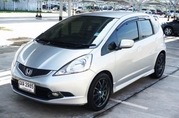 2009 HONDA JAZZ 1.5 i-VTEC SV