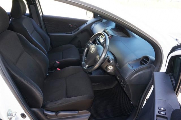 2006 TOYOTA YARIS 1.5 G LIMITED 2006 TOYOTA YARIS 1.5 G LIMITED