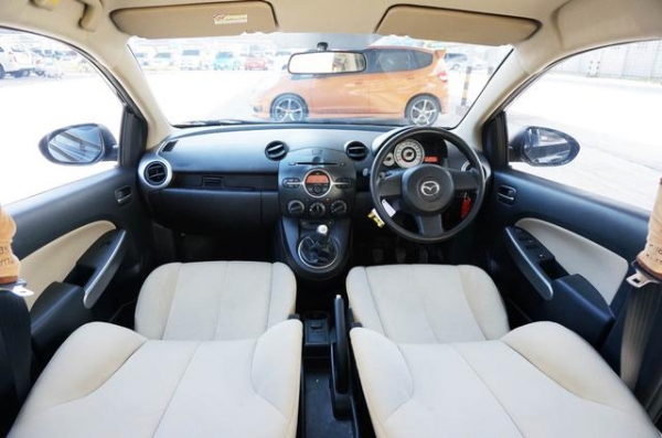 2011 MAZDA MAZDA 2 1.5 Groove