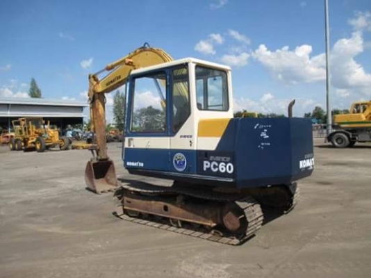 ขายรถขุด KOMATSU รุ่น PC60-6 เก่านอกแท้ มีเอกสารใบอินวอย รถไม่เคยใช้งานในไทย สนใจโทร : 099-907-9273 กิ๊ฟ