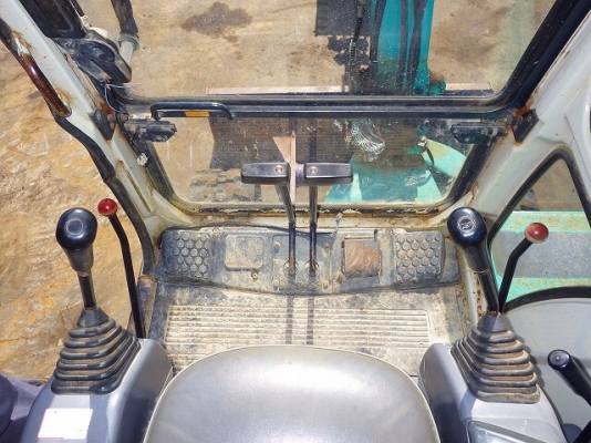 ขายรถแบคโฮ KOMATSU PC30-7 หัวเก๋ง นำเข้าจากญี่ปุ่น ติดต่อคุณ อิทธิวัฒน์ 089-7467778 ขายรถแบคโฮ KOMATSU PC30-7 หัวเก๋ง นำเข้าจากญี่ปุ่น ติดต่อคุณ อิทธิวัฒน์ 089-7467778