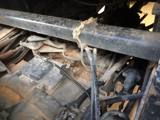 10ล้อดั้ม320แรง..ISUZU FXZ23NZH2 4-7001852 ปลายปี49..รถบรรทุกเม็ดข้าวโพด มีระบบลาก รถสวย ยางสวย..