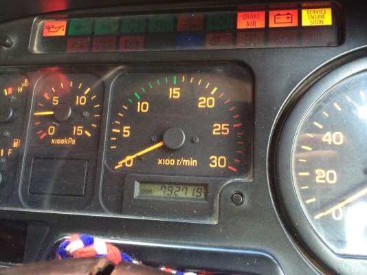 10ล้อดั้ม320แรง..ISUZU FXZ23NZH2 4-7001852 ปลายปี49..รถบรรทุกเม็ดข้าวโพด มีระบบลาก รถสวย ยางสวย..