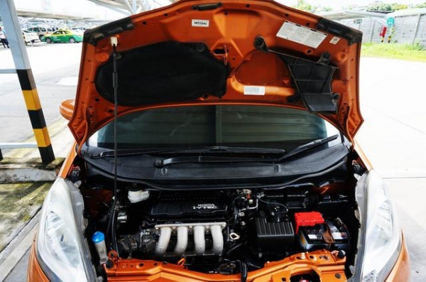 2011 HONDA JAZZ 1.5 i-VTEC V รายได้รวมเกิน 18,000 ซื้อคนเดียวจบไม่ต้องค้ำ 2011 HONDA JAZZ 1.5 i-VTEC V รายได้รวมเกิน 18,000 ซื้อคนเดียวจบไม่ต้องค้ำ