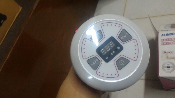 ดัมเบลยกน้ำหนักแบบสั่นได้ ALINCO ขนาด 1 กก. ของใหม่ช่วยให้การยกมีขยับตามการสั่น