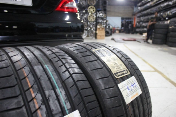 ยาง Continental Contact5 (runfalt) 285/30R19