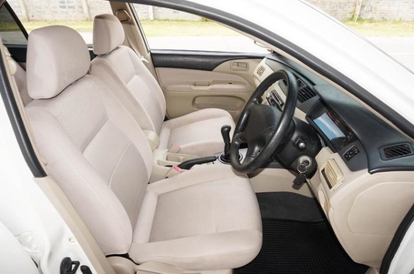 2012 MITSUBISHI LANCER 1.6 GLXi CNG 2012 MITSUBISHI LANCER 1.6 GLXi CNG