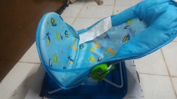 ที่นอนอาบน้ำเด็ก Soft  Bath  Chair ช่วยให้การอาบน้ำเด็กเป็นเรื่องง่ายๆขึ้นมาทั่นที่