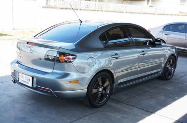 2005 MAZDA 3 2.0
