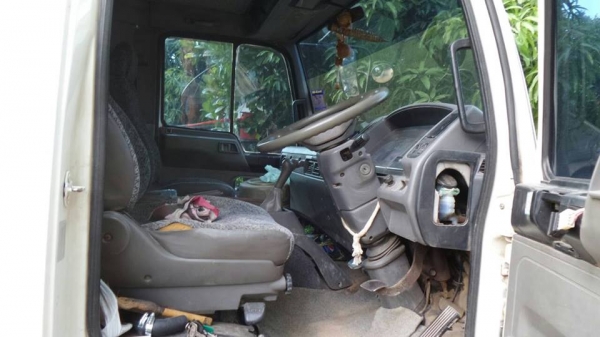 ขายดั้มHINO เครื่อง145แรง สภาพพร้อมใช้งาน เอกสารพร้อมโอน สนใจโทร 090-8588220คุณนะ 093-3258446คุณบิว หรือเข้าดูสินค้าอื่นๆได้ที่ www.truck.in.th/498 หรือเพจFacebook ณรงค์ ซื้อขายรถมือสอง (เว็บไซต์ส่วนตัว) หรือFacebook ตลาดรถมือสอง คุณนะ