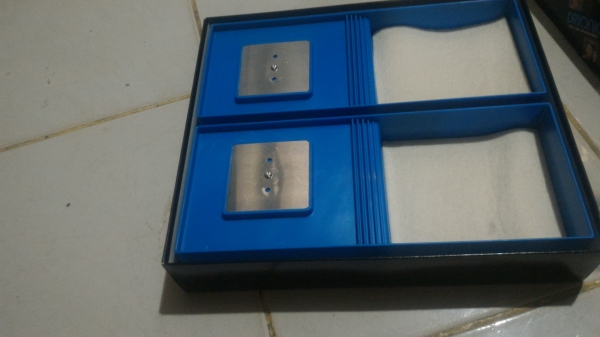 DRIONIC อุปกรณ์ช่วยลดเหงื่อที่ออกจากมือและเท้าสำหรับผู้ที่เหงื่อออกมากจนมีกลิ่นตัว จาก USA