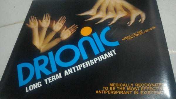 DRIONIC อุปกรณ์ช่วยลดเหงื่อที่ออกจากมือและเท้าสำหรับผู้ที่เหงื่อออกมากจนมีกลิ่นตัว จาก USA