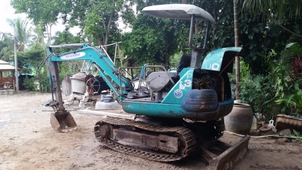 ขายรถขุดเล็ก แมคโครเล็กkomatsu pc30-7 เครื่องดีปั้มแรงเอวแน่นๆ ขายรถขุดเล็ก แมคโครเล็กkomatsu pc30-7 เครื่องดีปั้มแรงเอวแน่นๆ