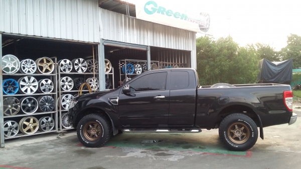 TE37 16&times;8" ET0 ยางBFGoogrich 265/75/16 ผลิตกลางปี11