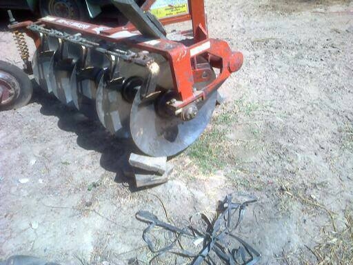 ขายรถไถ KUBOTA L4708 ใช้งานน้อย อุปกรณ์ครบ ดันหน้า ผานหลัง โรตารี่ สภาพพร้อมใช้งาน เอกสารพร้อมโอน สนใจโทร 090-8588220คุณนะ 093-3258446คุณบิว หรือเข้าดูสินค้าอื่นๆได้ที่ www.truck.in.th/498 หรือเพจFacebook ณรงค์ ซื้อขายรถมือสอง (เว็บไซต์ส่วนตัว) หรือFacebo