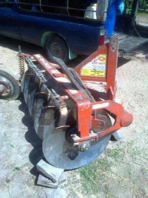ขายรถไถ KUBOTA L4708 ใช้งานน้อย อุปกรณ์ครบ ดันหน้า ผานหลัง โรตารี่ สภาพพร้อมใช้งาน เอกสารพร้อมโอน สนใจโทร 090-8588220คุณนะ 093-3258446คุณบิว หรือเข้าดูสินค้าอื่นๆได้ที่ www.truck.in.th/498 หรือเพจFacebook ณรงค์ ซื้อขายรถมือสอง (เว็บไซต์ส่วนตัว) หรือFacebo