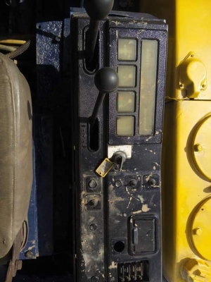 ขายรถขุด KOMATSU. PC20-5 รถเก่านอกแท้ มีเอกสารใบอินวอย รถไม่เคยใช้งานในไทย สนใจติดต่อ099-907-9273กิ๊ฟ