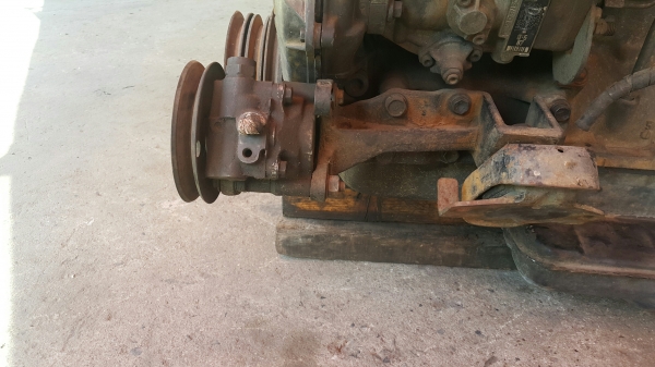 ตั่วปั่น Power พร้อมขาแท่นเครื่อง รถตู้ Toyota 3L