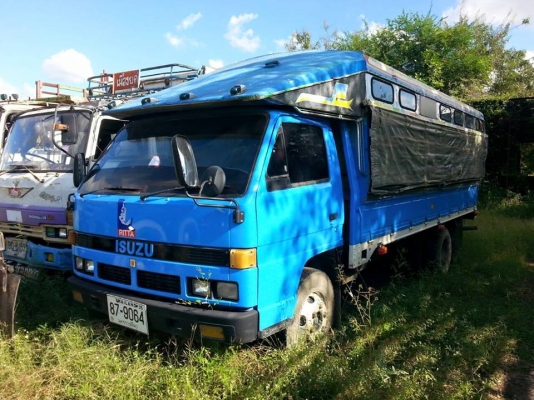 ขายรถโดยสาร NPR115แรง สภาพพร้อมใช้งาน เอกสารพร้อมโอน สนใจโทร 090-8588220คุณนะ 093-3258446คุณบิว หรือเข้าดูสินค้าอื่นๆได้ที่ www.truck.in.th/498 หรือเพจFacebook ณรงค์ ซื้อขายรถมือสอง (เว็บไซต์ส่วนตัว) หรือFacebook ตลาดรถมือสอง คุณนะ