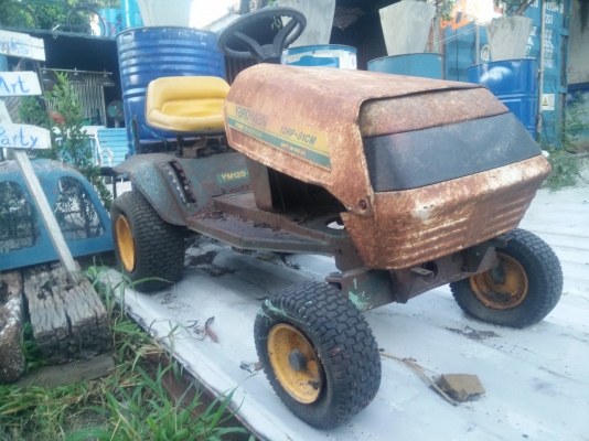 ขายรถตัดหญ้านั่งขับของนอกมีรูปแนวทางการแต่งของต่างประเทศ