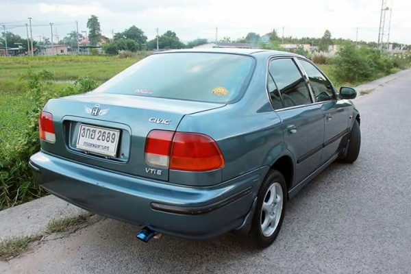 ซีวิคตาโตปี96 ออโต้ วีเทค ถุกๆ79,000บาท