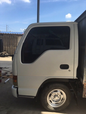 ขายรถISUZU. ELF. ป้ายเล็ก