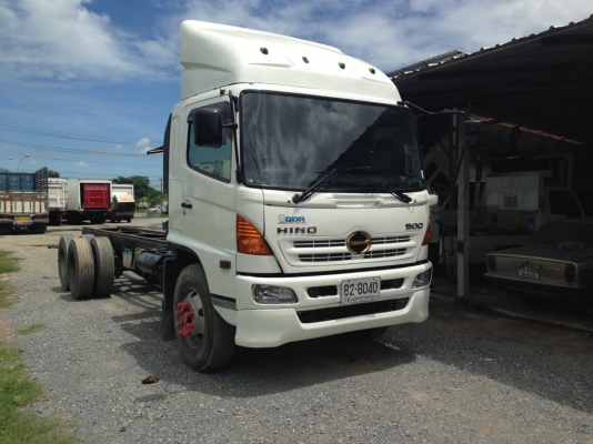 10ล้อHINOเพลาเดียวช่วงยาว7.50