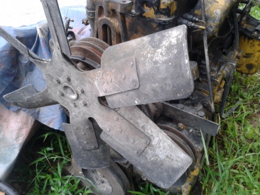 (ยังอยู่ค่ะ)เครื่องขมิ้น  250 แรงม้า  พร้อมใช้งาน  ราคาถูกสุดคุ้ม