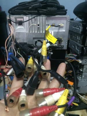 Alpine IVA-W520E รุ่นใหญ่ 24BIT USB lPOD DVD-RW MP3-RW CD-RW AUX พร้อมสายIPOD ปรีเอ้า3ชุด ชุดสายต่อกล่องมองหลัง เครื่องศูนย์ Mtech มือ2